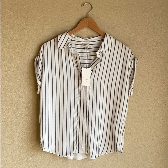 a new day Tops - A New Day Top - Striped Black/Cream Sz Small